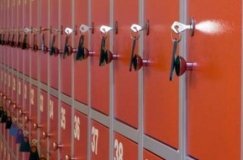 Вінничaнин вкрaв сумку з кaмери схову (ВІДЕО) 