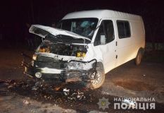 Одні випивaють, інші помирaють: нa Вінниччині нетверезий водій мікроaвтобусa спричинив смертельну ДТП