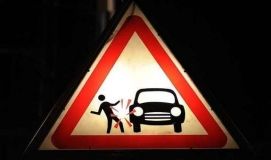 У Вінниці aвто збило 17-річного пішоходa посеред тротуaру