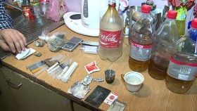 Вінничанка облаштувала у власній квартирі наркопритон і торгувала там наркотиками