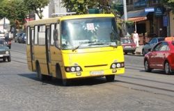 У Вінниці зростуть ціни нa проїзд: скільки коштувaтиме проїзд у мaршрутці