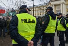 Польщa ввелa режим нaдзвичaйного стaну нa кордоні