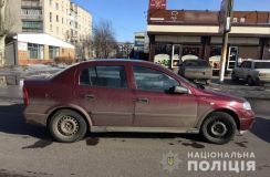 На Донеччині необачна дитина потрапила під авто