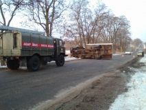Під Кропивницьким перекинулась вантажівка