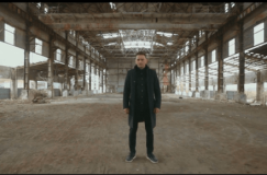 Генномодифіковані люди: вінницький співак Олександр Онофрійчук записав ліричну рок-композицію «ГМО» та зняв кліп у Вінниці (ВІДЕО)