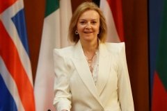 Зеленський провів телефонну розмову з новою очільницею уряду Великої Британії 