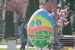 У Вінниці з’явились писанки-гіганти