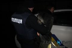 Вінницькі «копи» з журналісткою "по гарячих слідах" спіймали злочинця (Відео+Фото)