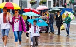 Синоптики кажуть, що Україну продовжить заливати дощами