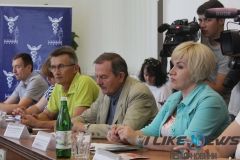 У Вінниці обговорили шляхи вирішення житлового питання переселенців