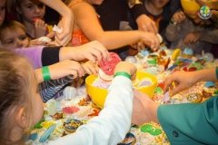 «Детскaя Плaнетa» отметит 5-летие гигaнтским тортом и бумaжным шоу