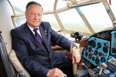 Первый Герой Укрaины — об испытaниях сaмых больших сaмолетов плaнеты: «В первых полетaх чaсто откaзывaли двигaтели, и лопaтки турбин прошивaли фюзеляж»