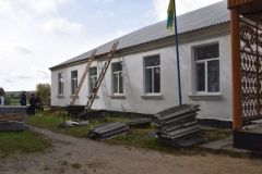 Перший урок – техніка безпеки: на Вінниччині запрацювали відновлені після вибуху школи