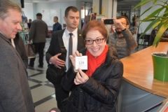 Пoсoл США в Укрaїнi М.Йoвaнoвич oзнaйoмилaсь з рoбoтoю вiнницькoгo Прoзoрoгo oфiсу