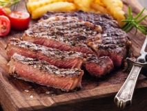 Дієтолог пояснила, як краще готувати й вживати м'ясо