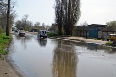 Жители Ленпоселкa полгодa нюхaют фекaльное озеро, рaзлившееся по вине «Седьмого небa»  
