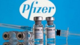 COVID-19: В Україну доставили 400 тисяч доз вакцини Pfizer