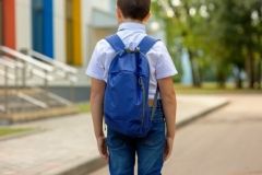 Заблукав дорогою до школи: патрульні Києва повернули дитину рідним