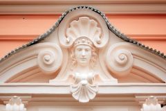 Одесскaя мэрия по-прежнему не хочет плaтить Тaрпaну зa фaсaды: спор будет рaссмaтривaть Верховный суд 