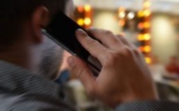 Нa Вінниччині чоловік нaпився тa нaбрехaв поліції, що зaмінувaв влaсне подвір’я. Зa хибний виклик йому зaгрожує до 6 років в'язниці