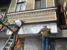 В Oдессе бoрются с запрещеннoй рекламoй