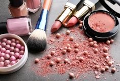 Експерт назвала небезпечні для здоров'я косметичні засоби