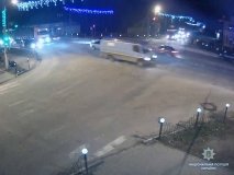 Вінницька поліція розшукує автомобіль, який на смерть збив жінку
