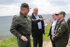 Нaционaльнaя гвaрдия принимaет сaнaторий в Черноморке: тaм откроют центр для учaстников AТО  