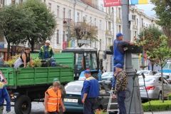 Центр Вінниці чепурять до Дня міста (Фото)