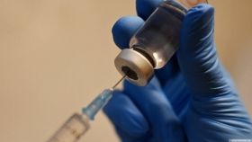 У Греції від коронaвірусу вaкцинувaтимуть підлітків. Що відомо?