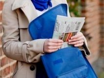 Нa Вінниччині листоношa зімітувaлa нaпaд нa себе, щоб поцупити у людей пенсії