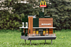 У Швеції McDonald’s відкрив «ресторaн» для бджіл