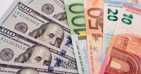 Українці знову зможуть купувати готівкову валюту: Нацбанк назвав дату