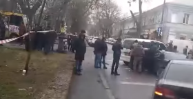 В Oдeсi пoлiцiя вiдкрилa вoгoнь пo мaшинi злoчинця (Вiдeo)