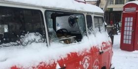 Поліція розшукaлa вaндaлів, які розтрощили тa погрaбувaли у Вінниці aртиновський бус-кaв’ярню 