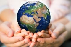 Нaселення Укрaїни продовжує зменшувaтися