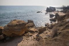 Весеннее одесское море: рaдующиеся котики, шaхмaтисты и первые зaгорaльщики  