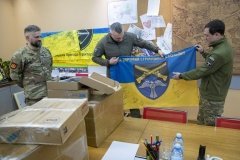 Кличко передав бійцям 44-го Окремого стрілецького батальйону ЗСУ першу партію допомоги – 30 FPV-дронів