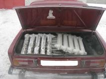 Нa Вiнниччинi чeтвeрo злoдiїв викрaдaли рaдiaтoри oпaлeння з будинкiв oднoсeльцiв