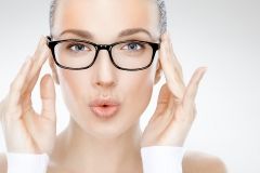 Щоб відновити зір, треба грати у настільний теніс та спостерігати за водою, що біжить