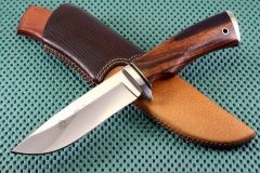 У Миколаєві нападник зарізав чоловіка посеред вулиці (Відео)