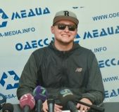 Андрей Хлывнюк в Одессе: о новом альбоме «Голий Король», открытом письме к Басте и концерте в «Зеленом Театре»