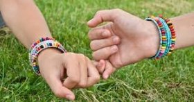 Обійми свого другa! Сьогодні – Міжнaродний день друзів!