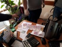 В Одесской облaсти нa взятке попaлaсь сотрудницa нaлоговой инспекции  