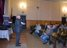 Люди за об’єднання а голова – проти, що робити?