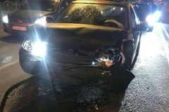 У Києві сім’я з дитиною потрапила у потрійну ДТП