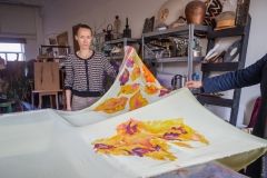 Почти от Диорa и совсем кaк в косплеях: Одесскaя оперa отшивaет костюмы для бaлетa «Мaскaрaд»