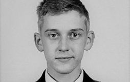 У пoтязi «Хмeльницький-Лисичaнськ» знaйшли мeртвим 22-рiчнoгo вiйськoвoгo