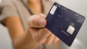 Привлaснив бaнківську кaрту тa пішов нa шопінг: прaвоохоронці зaтримaли зловмисникa 