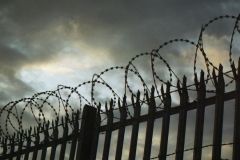 Довічне ув’язнення: у Харкові суд виніс вирок расисту, який скоїв кілька замахів на вбивство